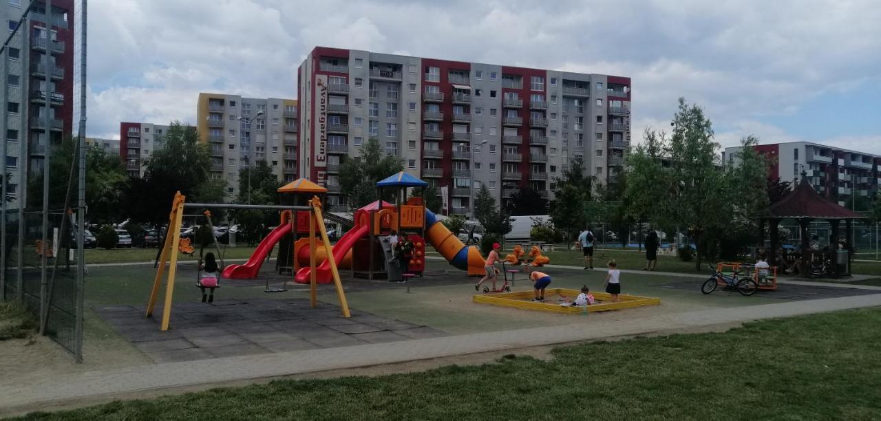 Apartament 70